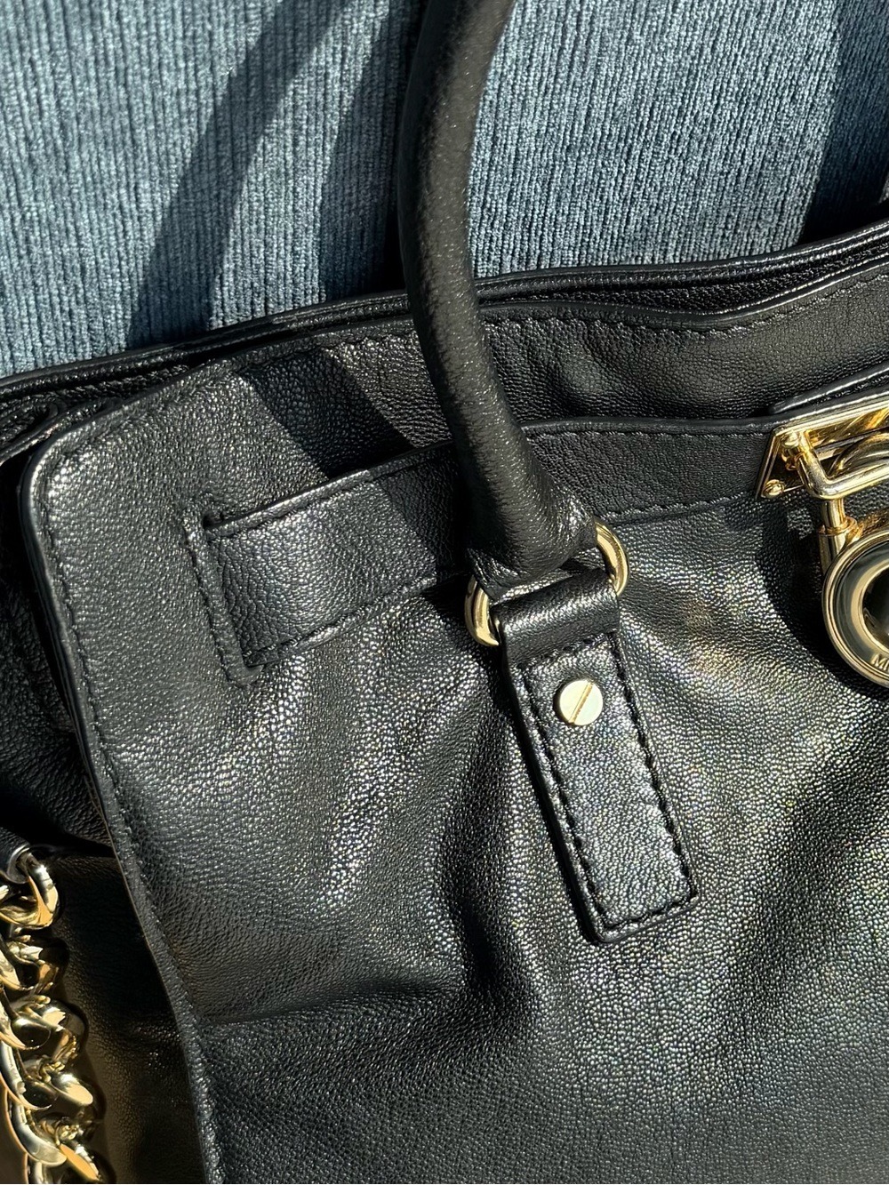 Michael Kors Hamilton Black Leather Tote with Gold MK Lock - Picture 6 of 14